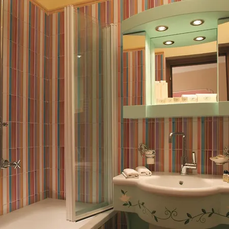 Prestige Hotell