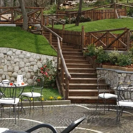 Prestige Hotel 4*